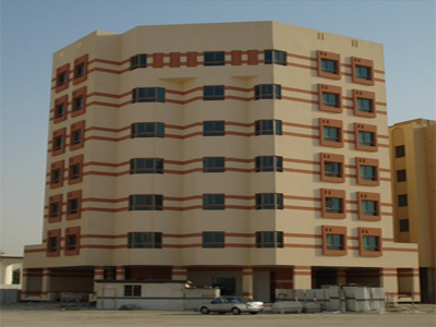 High Raised Commercial Building for Nadia a.aziz Al Omer At Sanabis- 7 Storey